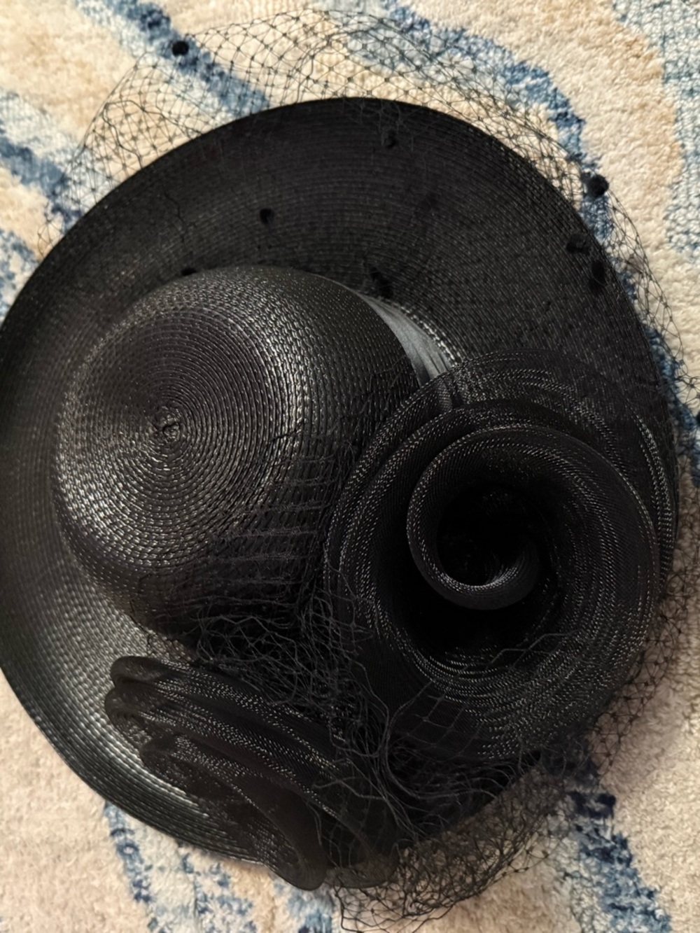 Deborah Vintage Elegant Black Veiled Wide-Brim Hat